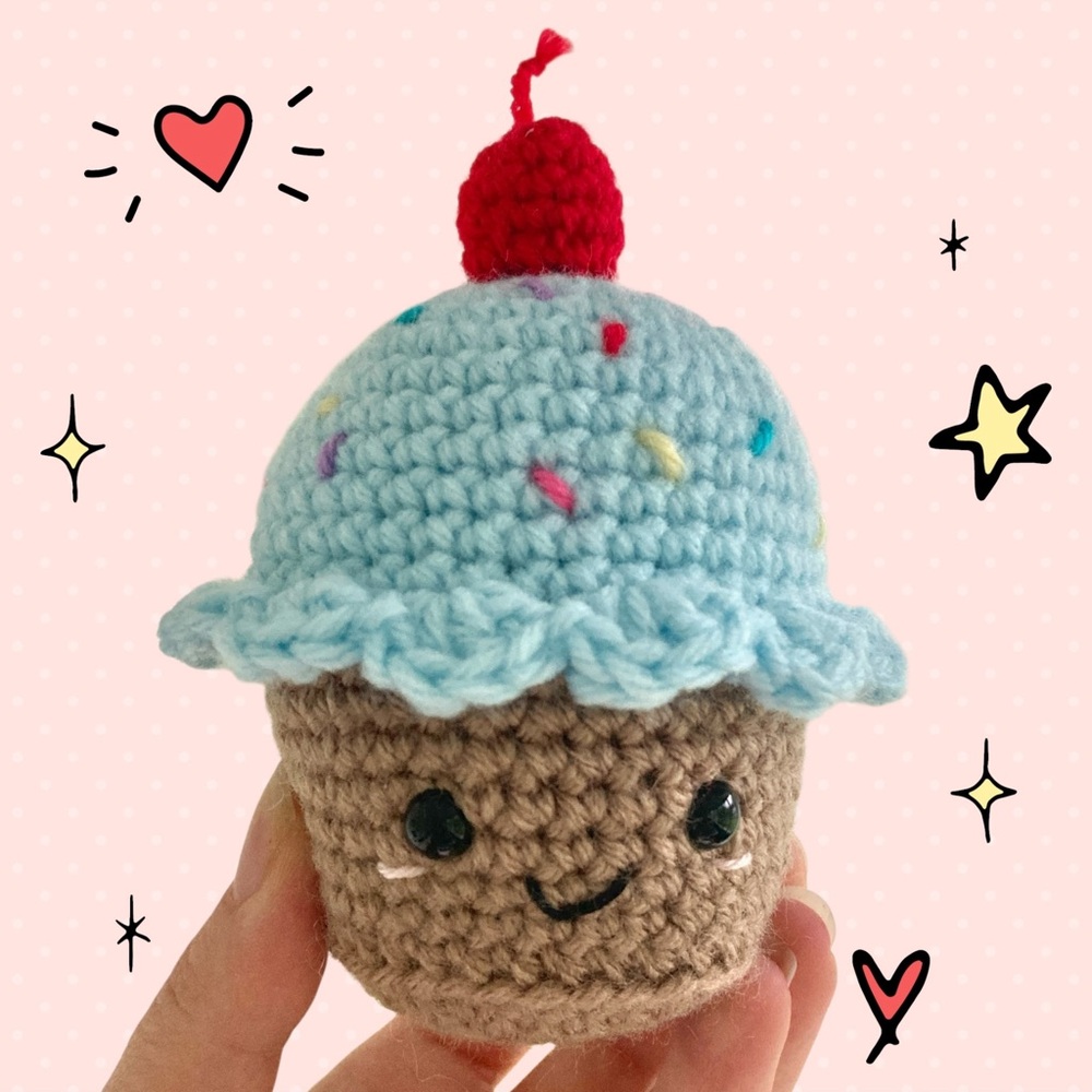 Crochet cupcake play rattle NWT handmade rattle baby blue